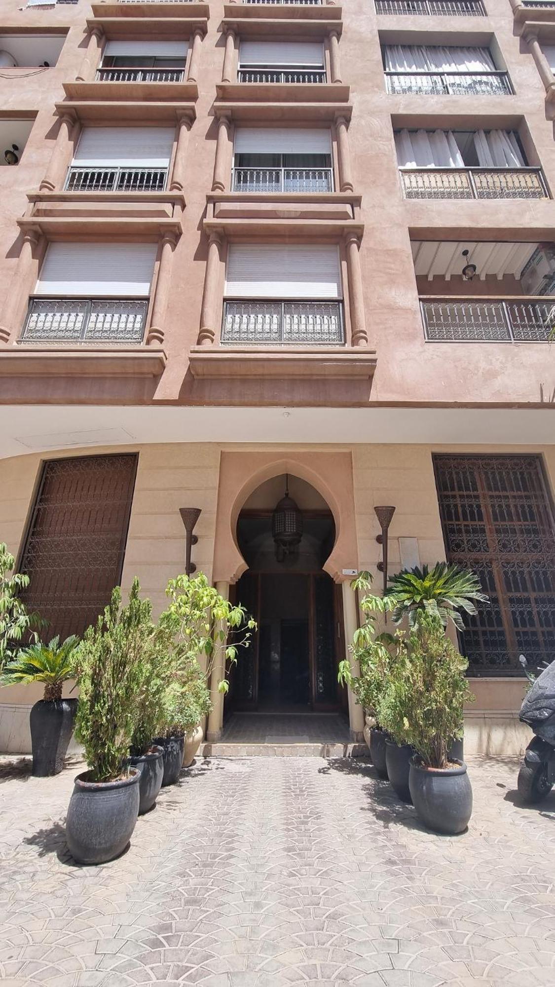 Superbe Appart Marrakech 2 Chambres Avec Piscine, En Plein Centre A 3Min De Guelliz, De La Gare Marrákes Kültér fotó